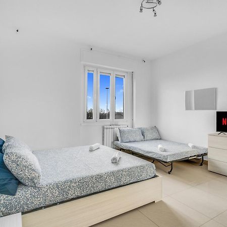 Rog27-Large Apartment With Transport Close To Home- Milão Exterior foto
