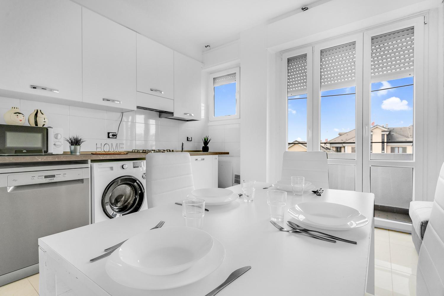 Rog27-Large Apartment With Transport Close To Home- Milão Exterior foto